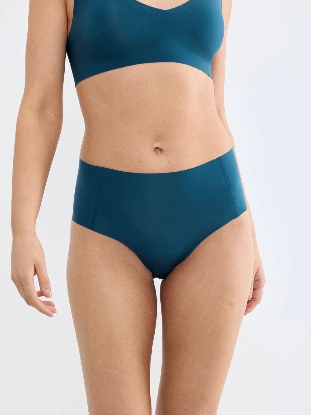 Sloggi Zero Feel 2.0 High Waist Blár S-XL