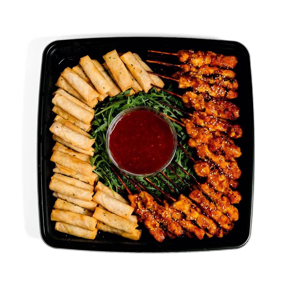 Satay kjúklingaspjót og vorrúllur, 60 bitar