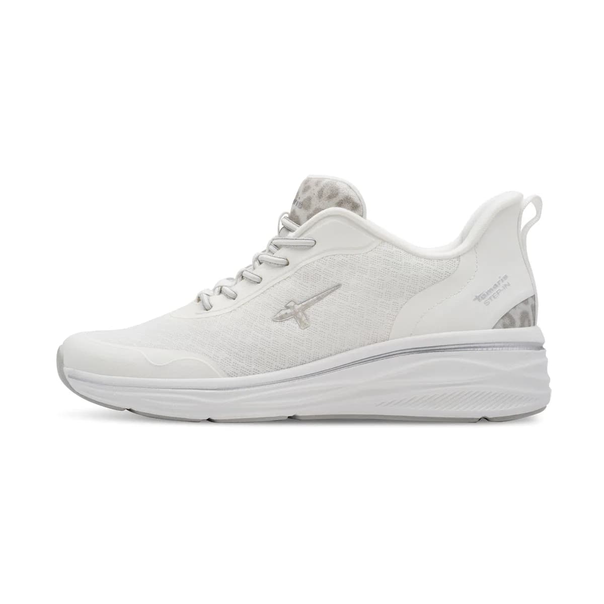 Strigaskór Step-In White